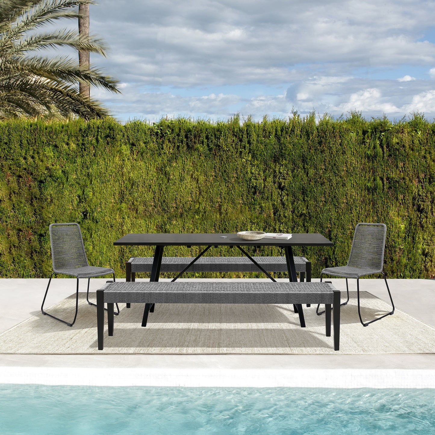 Koala Shasta and Camino 5 Piece Outdoor Dining Set in Dark Eucalyptus Wood with Gray Rope