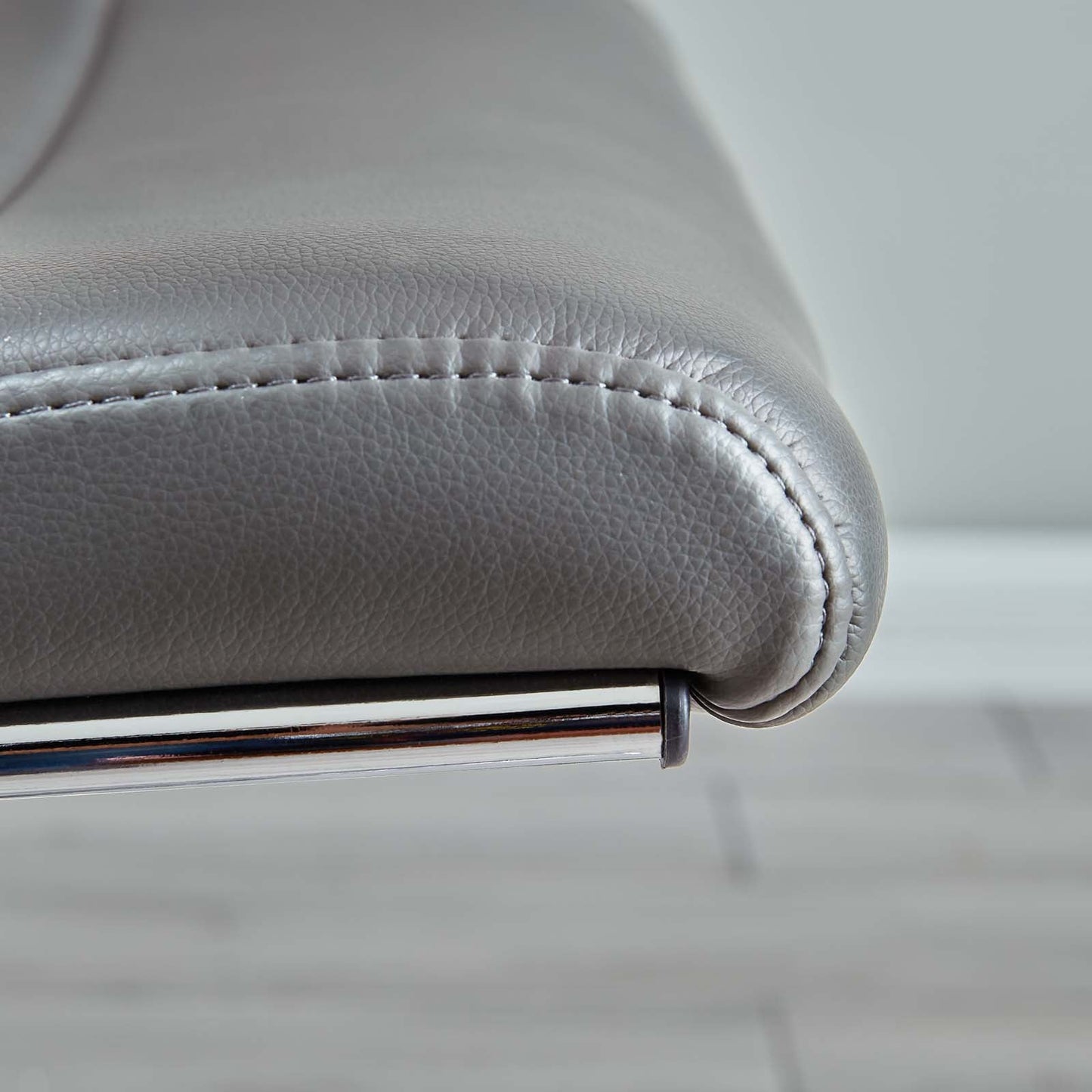 Jive Armless and Highback Mid Back Office Chair