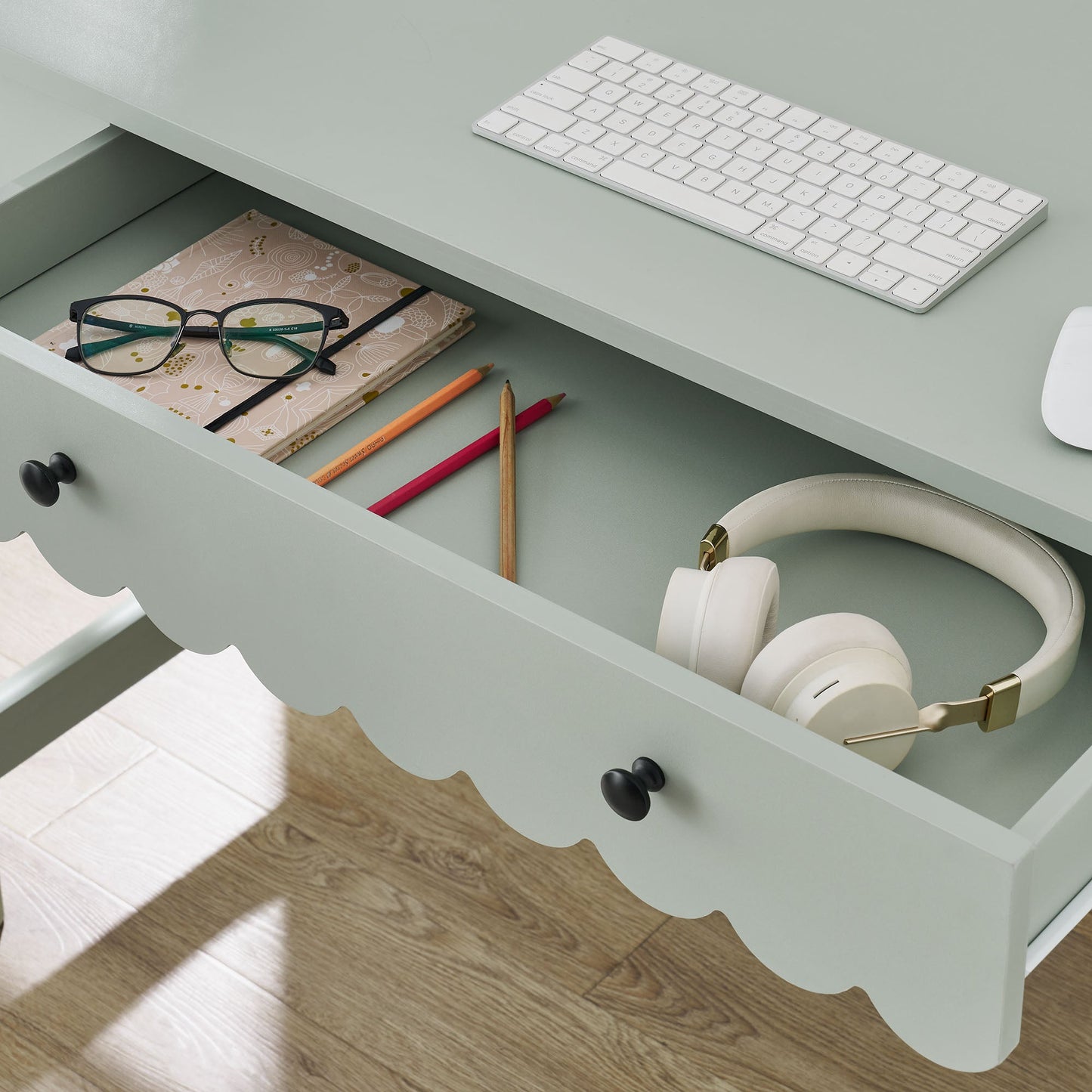 Emmeline 1-Drawer Scallop Writing Desk by Modway