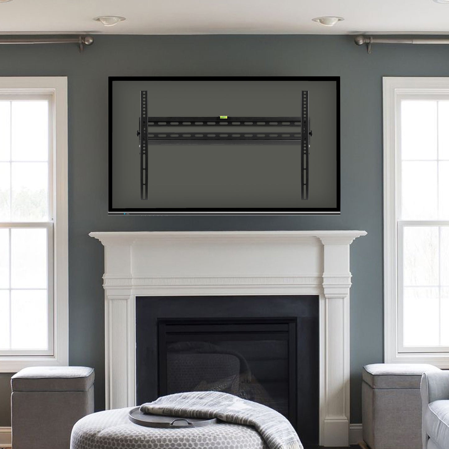 40"-84" Tilt TV Wall Mount RA-MP004-GG